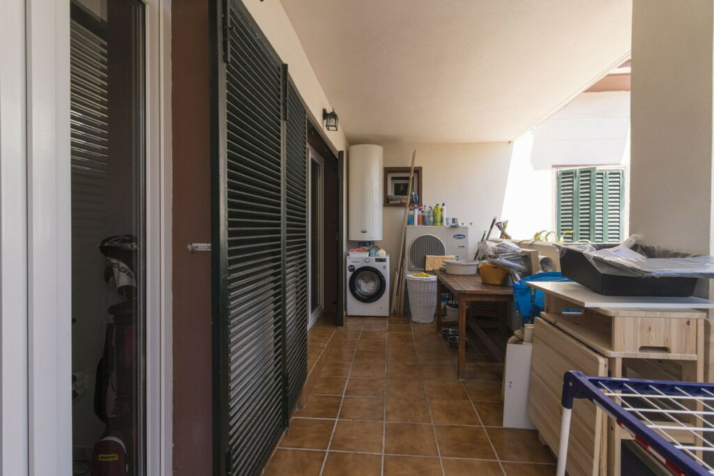 Middle Floor Apartment Benalmadena Málaga - image 10