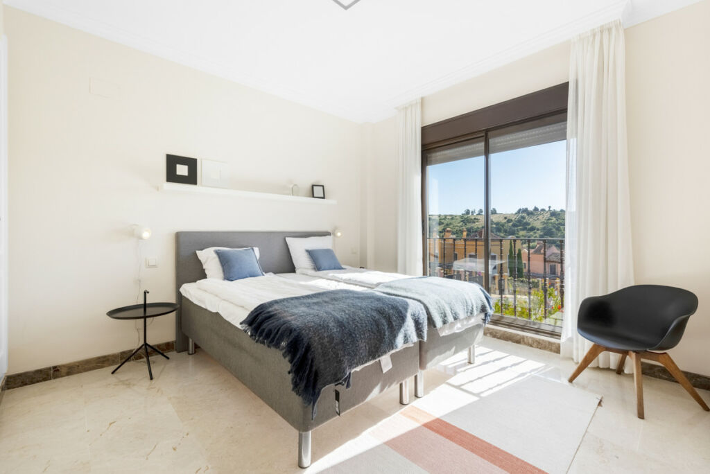 Semi-Detached House Estepona Málaga - image 10