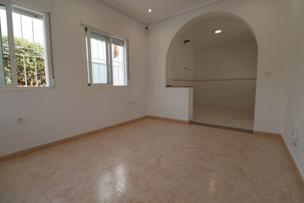 Detached Villa Dona Pepa Alicante - image 10