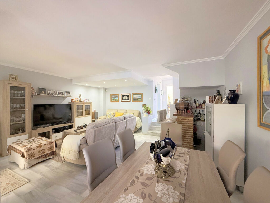 Townhouse Casares Playa Málaga - image 10