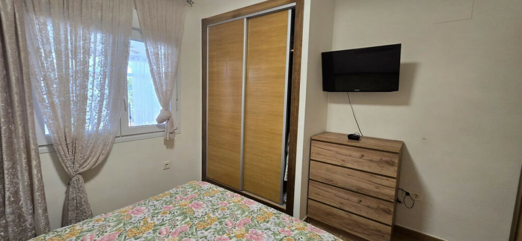 Ground Floor Apartment Mil Palmeras Alicante - image 10