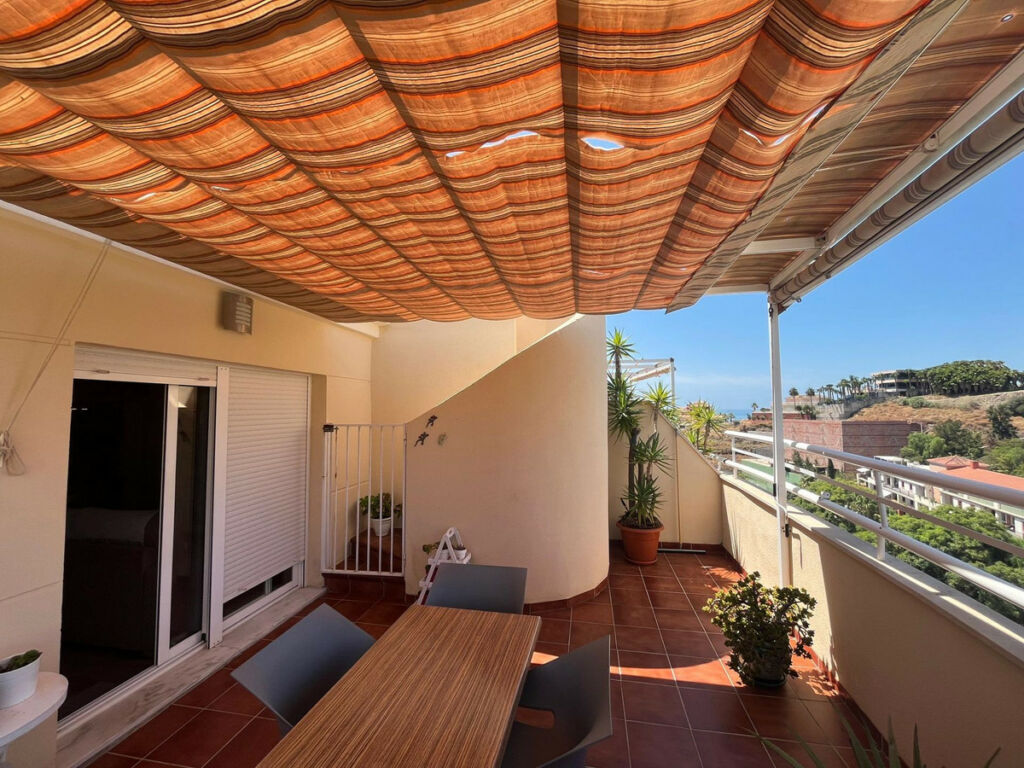 Penthouse Torrequebrada Málaga - image 11