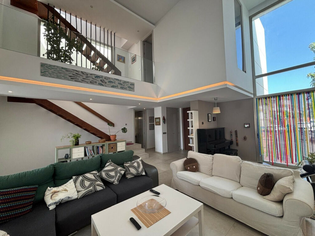 Detached Villa Los Pacos Málaga - image 10