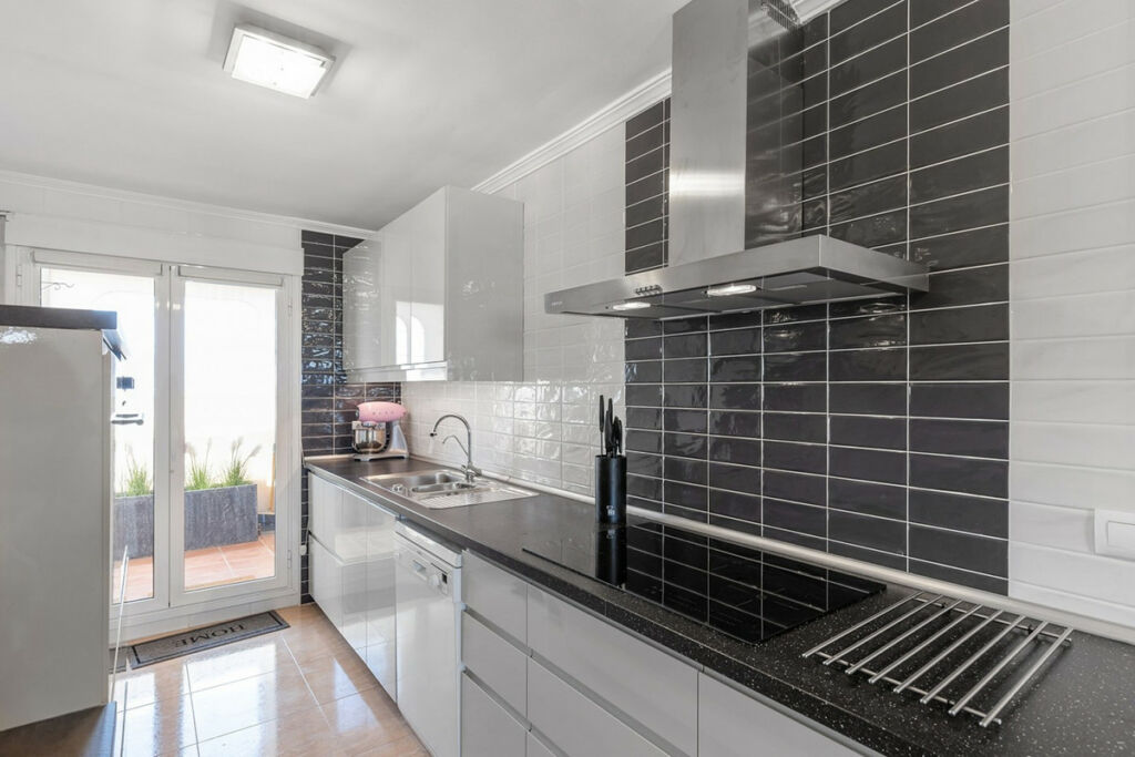 Penthouse Villamartin Alicante - image 10