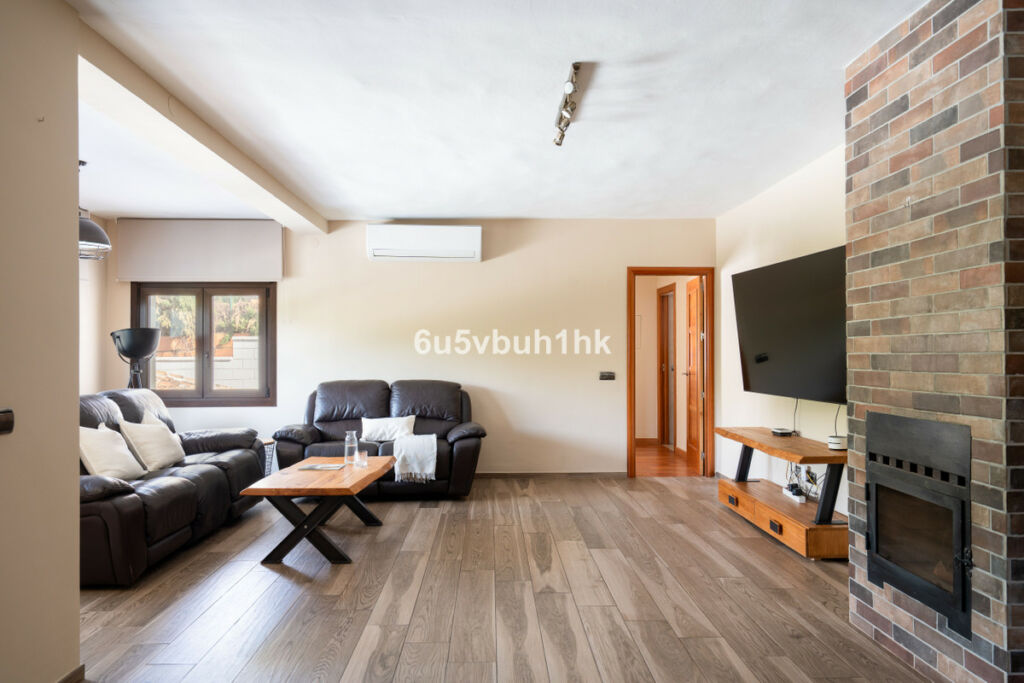 Detached Villa Benalmadena Málaga - image 10