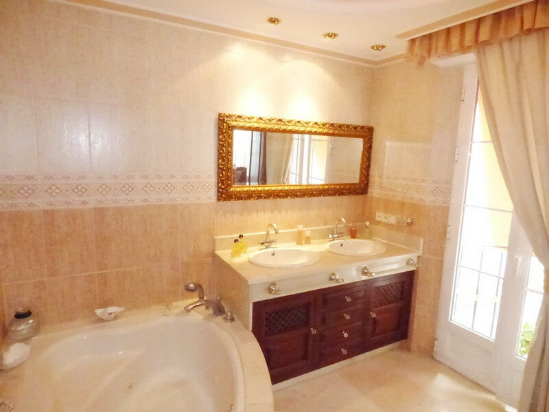 Townhouse Marbella Málaga - image 10