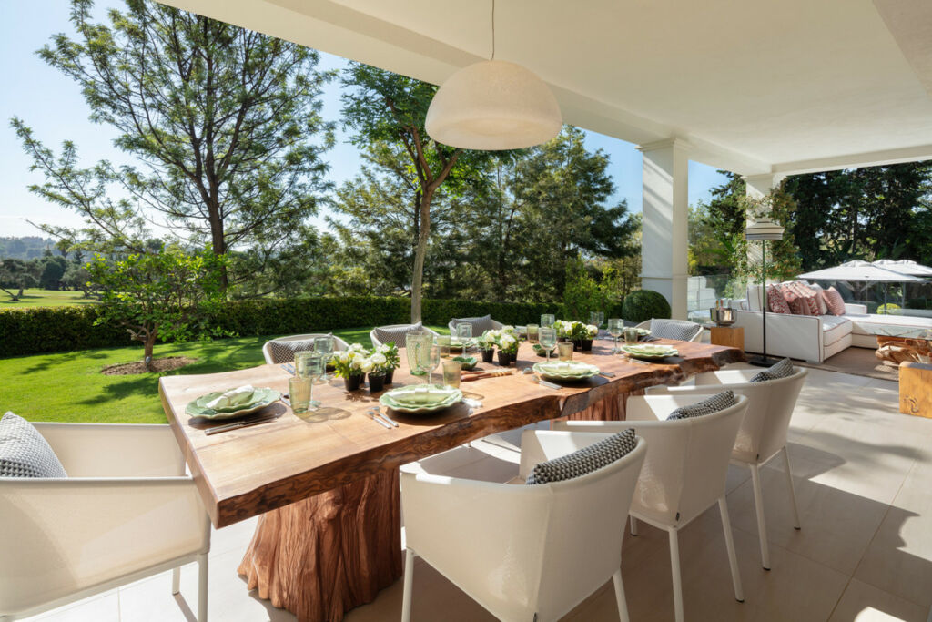 Detached Villa Aloha Málaga - image 10