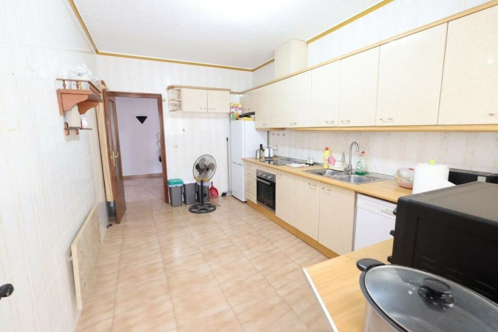 Detached Villa Torrevieja Alicante - image 10