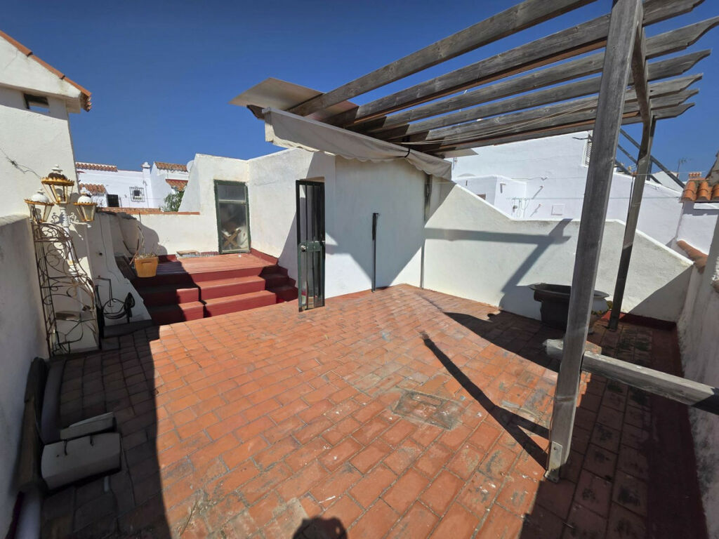Townhouse Casares Playa Málaga - image 10
