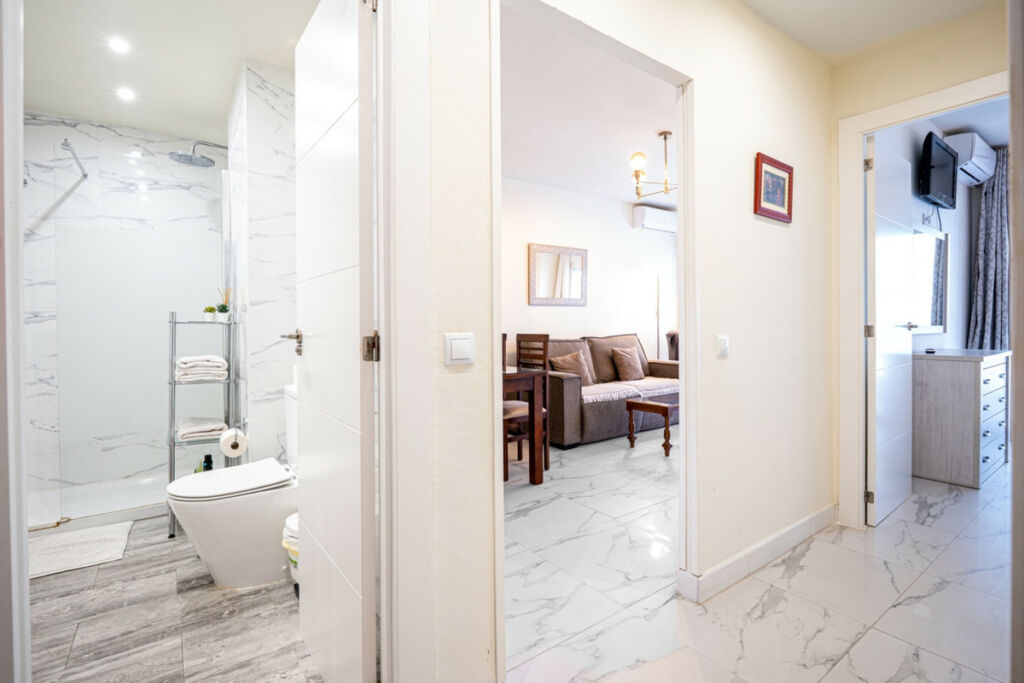 Middle Floor Apartment Marbella Málaga - image 10