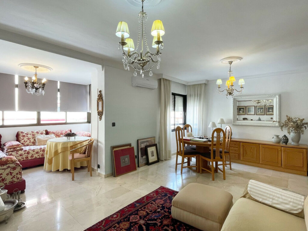 Middle Floor Apartment Los Boliches Málaga - image 10