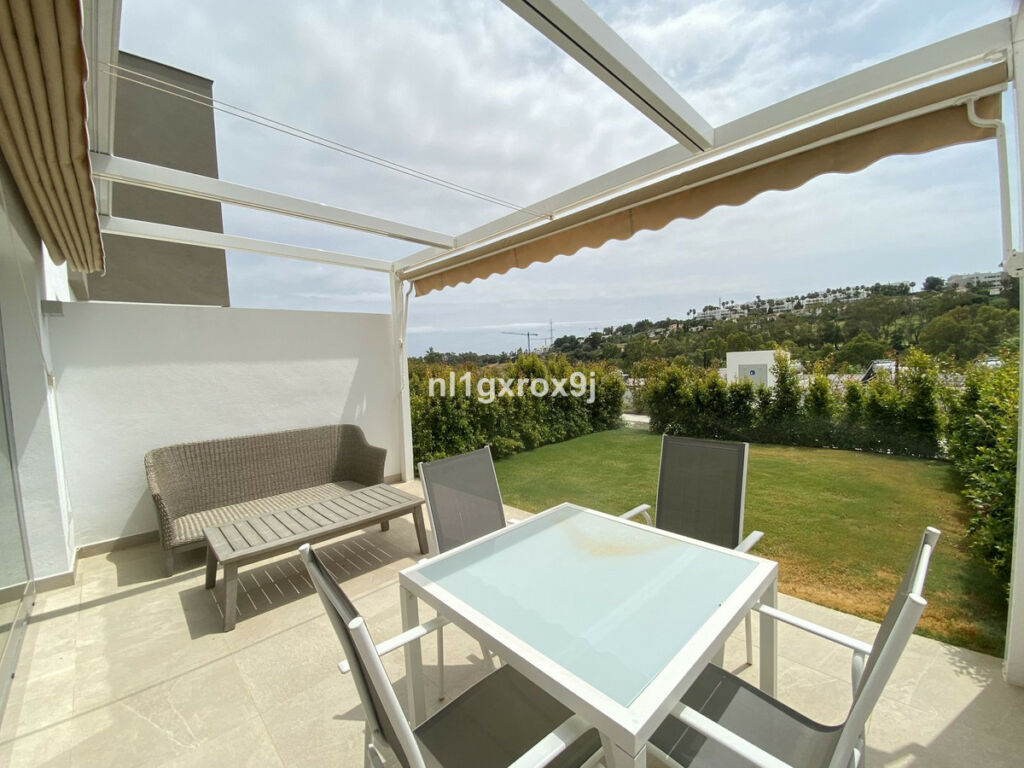 Townhouse Estepona Málaga - image 10