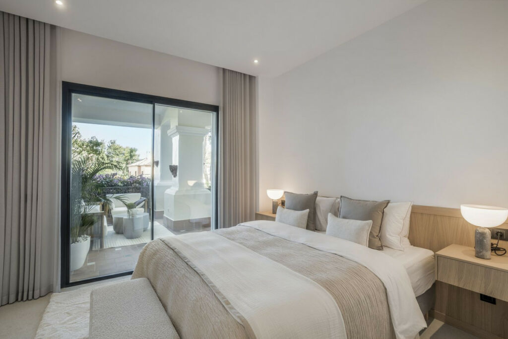 Ground Floor Apartment The Golden Mile Málaga - image 10