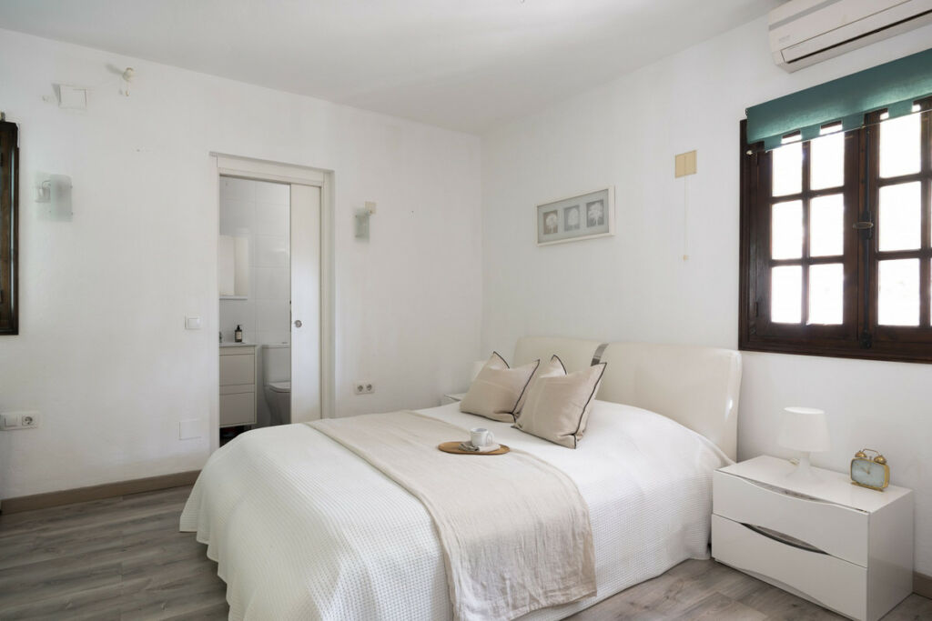 Detached Villa Cerros del Aguila Málaga - image 10