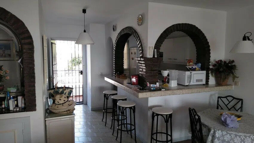 Middle Floor Apartment Mijas Costa Málaga - image 10