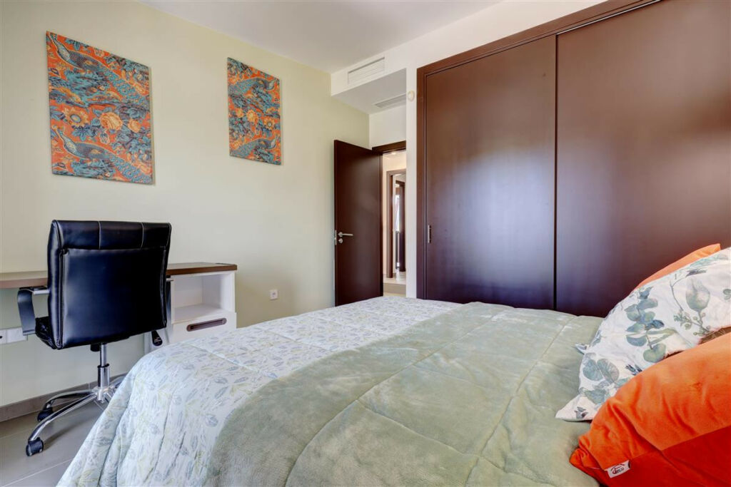 Semi-Detached House Estepona Málaga - image 10