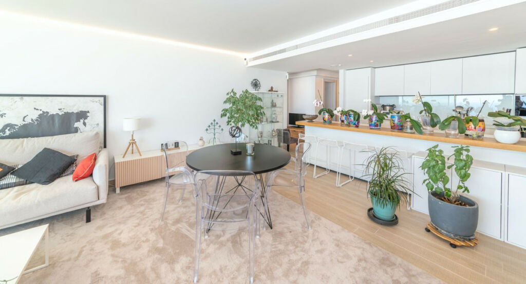 Middle Floor Apartment Fuengirola Málaga - image 10