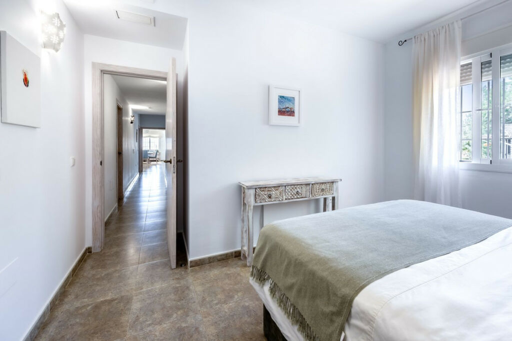 Detached Villa Mijas Málaga - image 10