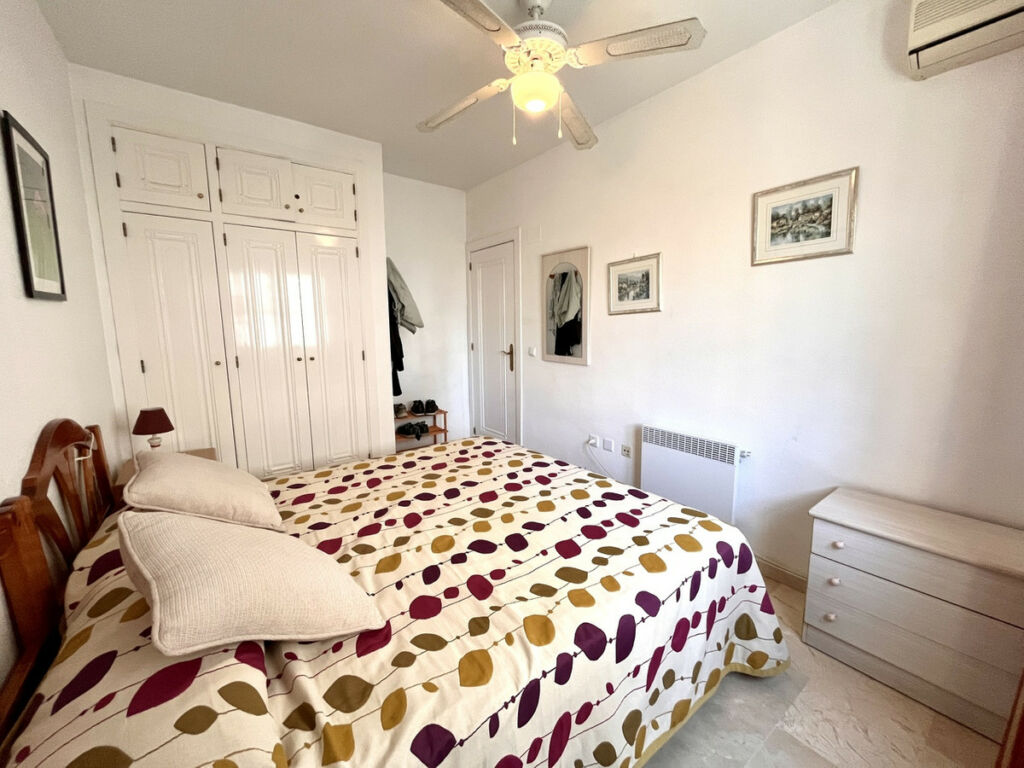 Ground Floor Apartment Playa Flamenca Alicante - image 10
