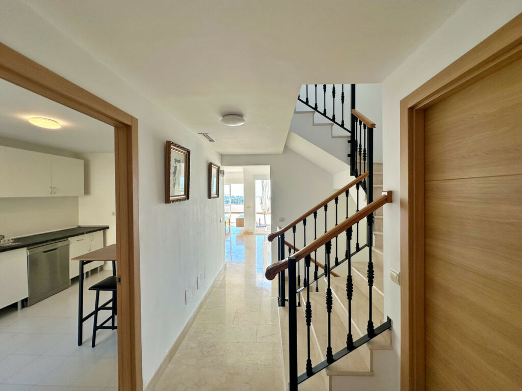 Semi-Detached House Benahavís Málaga - image 10