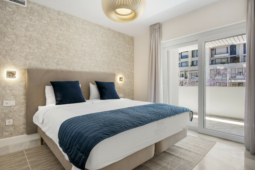 Middle Floor Apartment Marbella Málaga - image 10