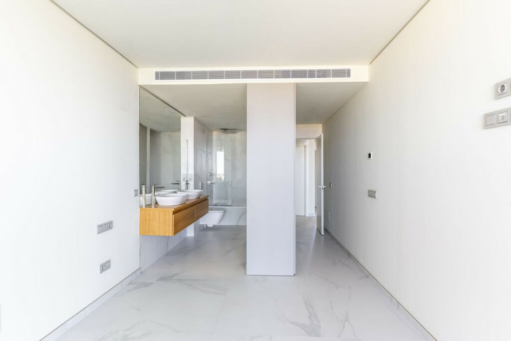 Ground Floor Apartment Higueron Málaga - image 10