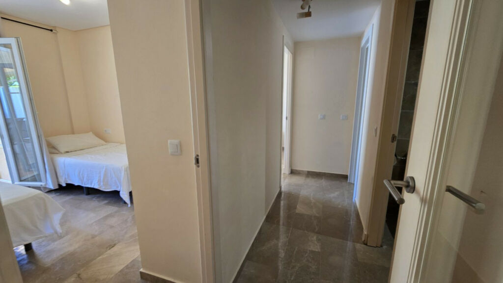Ground Floor Apartment Riviera del Sol Málaga - image 10