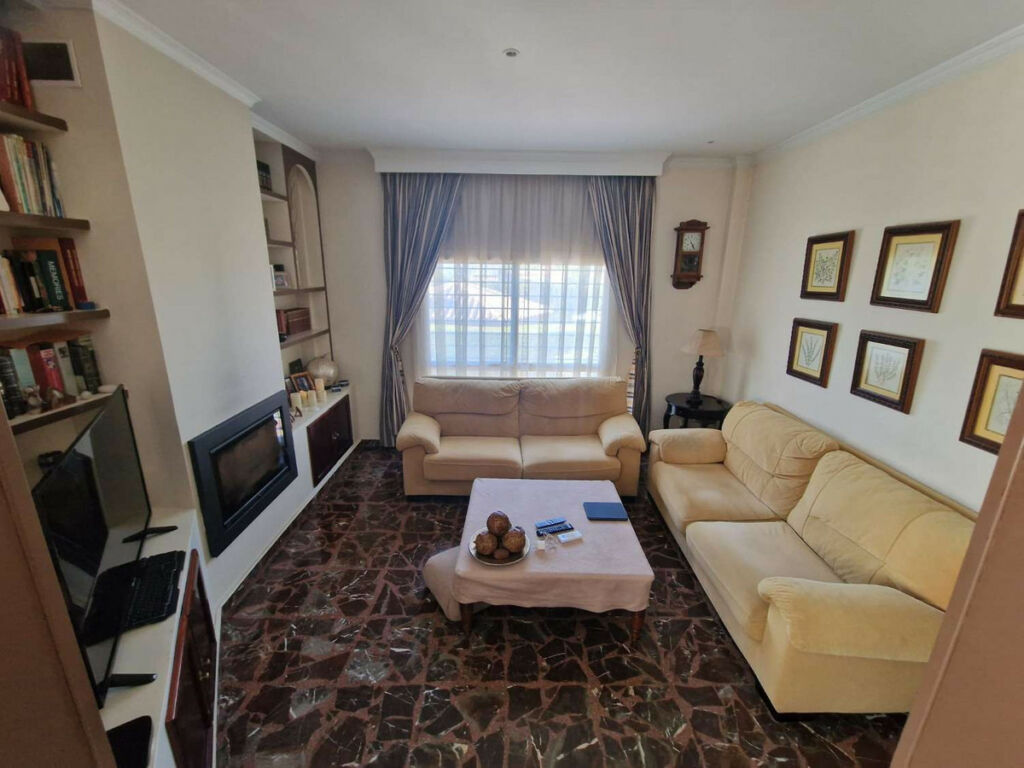 Detached Villa Alhaurín de la Torre Málaga - image 10