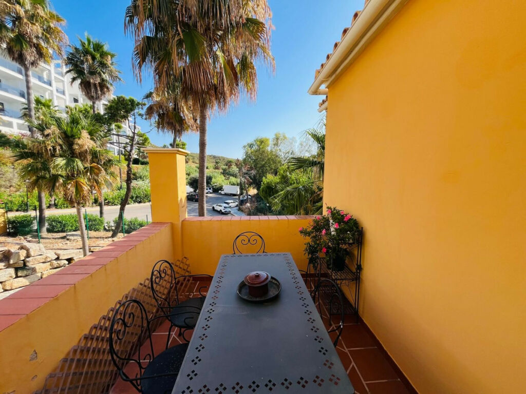 Penthouse Manilva Málaga - image 10