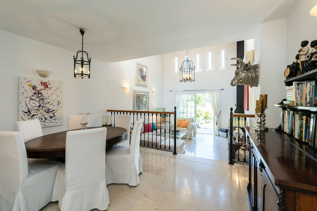 Townhouse Riviera del Sol Málaga - image 10