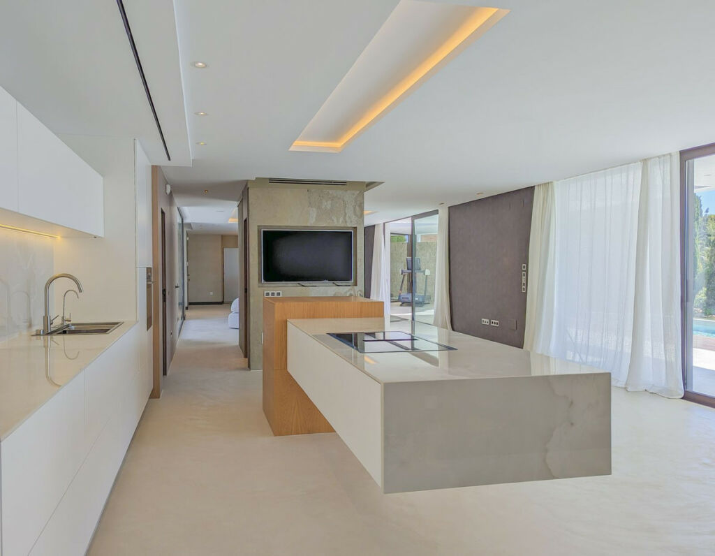 Detached Villa Benalmadena Málaga - image 10