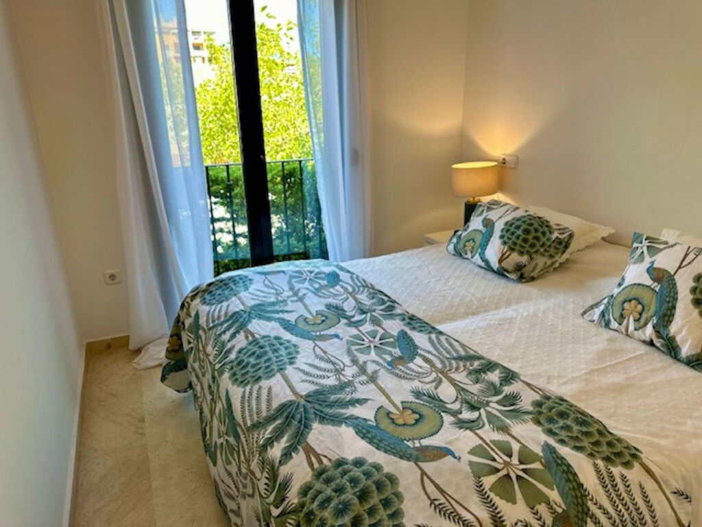Middle Floor Apartment Marbella Málaga - image 10