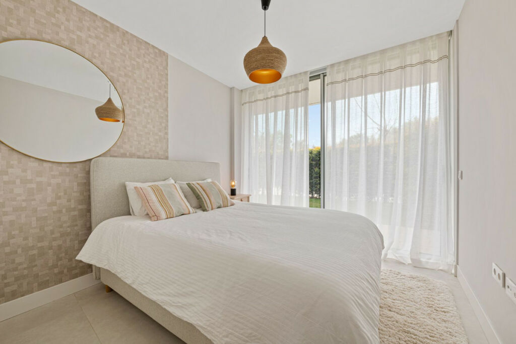 Ground Floor Apartment Estepona Málaga - image 10