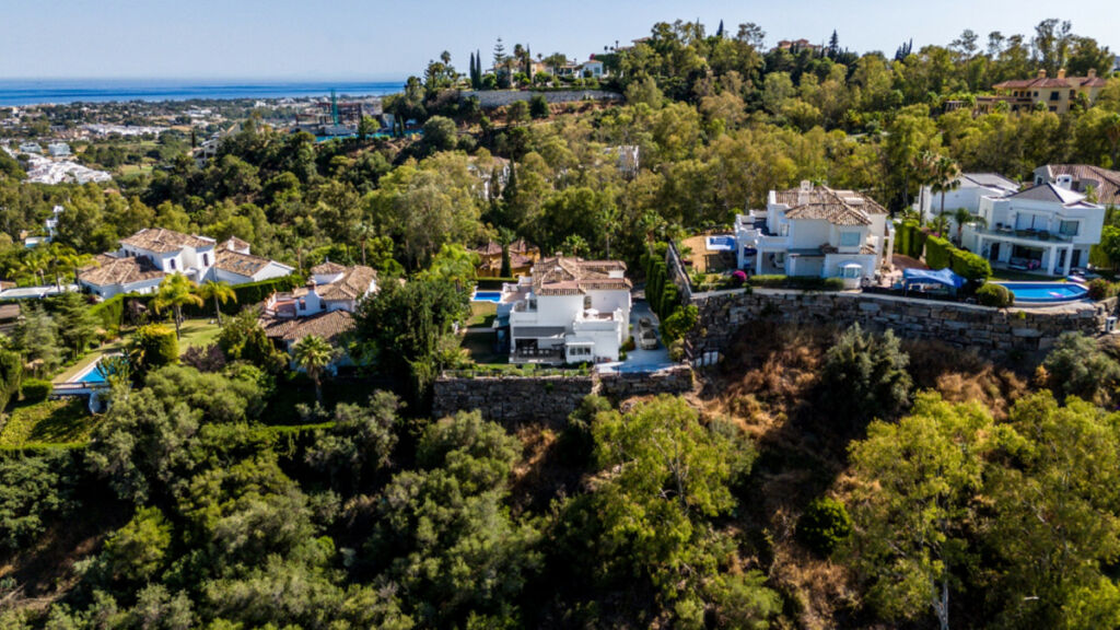 Detached Villa Benahavís Málaga - image 10