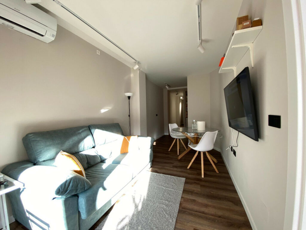 Middle Floor Apartment Torrevieja Alicante - image 10