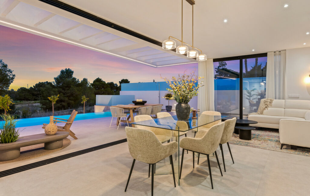 Detached Villa Polop Alicante - image 10