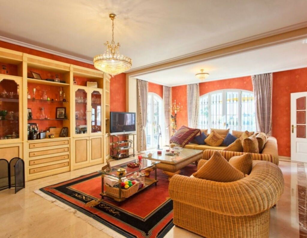 Detached Villa Torrequebrada Málaga - image 10
