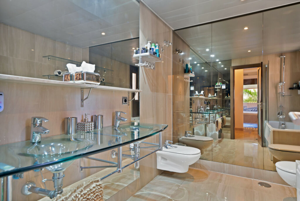 Middle Floor Apartment Estepona Málaga - image 10