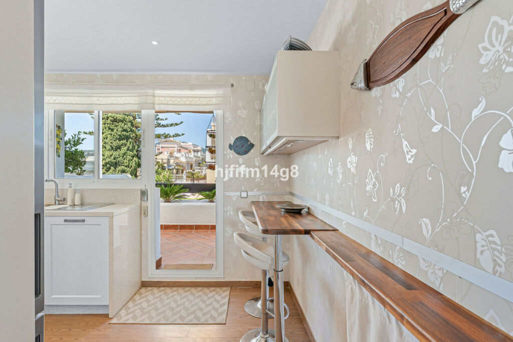 Penthouse Duplex Nueva Andalucía Málaga - image 10