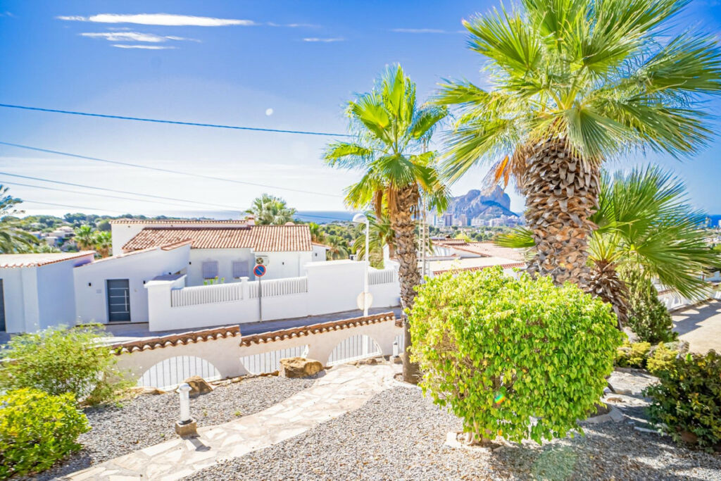 Top Floor Apartment Calpe Alicante - image 3