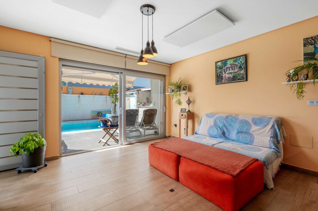 Detached Villa Benijofar Alicante - image 8