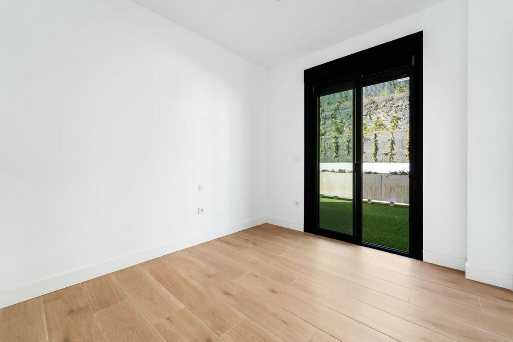 Ground Floor Apartment Fuengirola Málaga - image 10