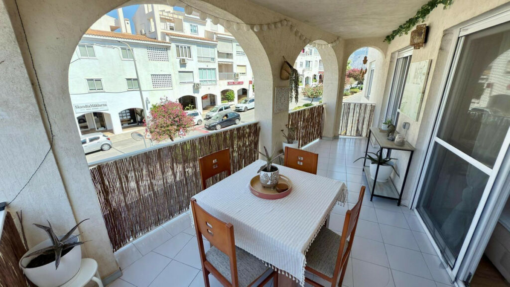 Middle Floor Apartment Altea Alicante - image 10