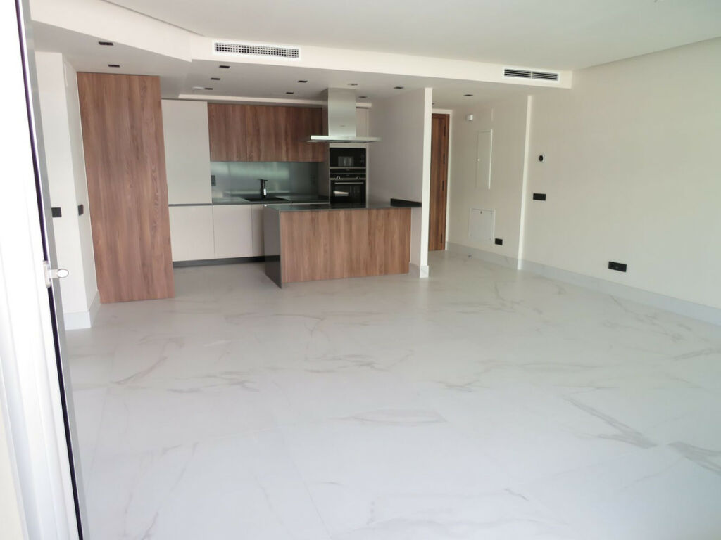 Middle Floor Apartment San Pedro de Alcántara Málaga - image 10