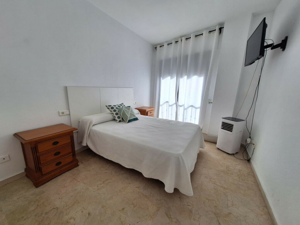 Middle Floor Apartment San Luis de Sabinillas Málaga - image 10
