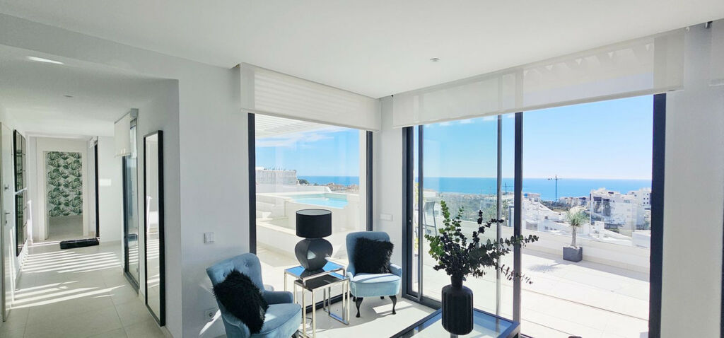 Penthouse Fuengirola Málaga - image 10