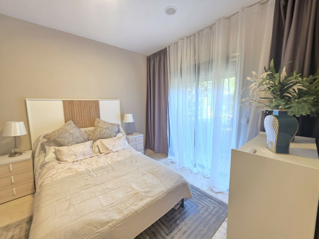 Ground Floor Apartment Estepona Málaga - image 10