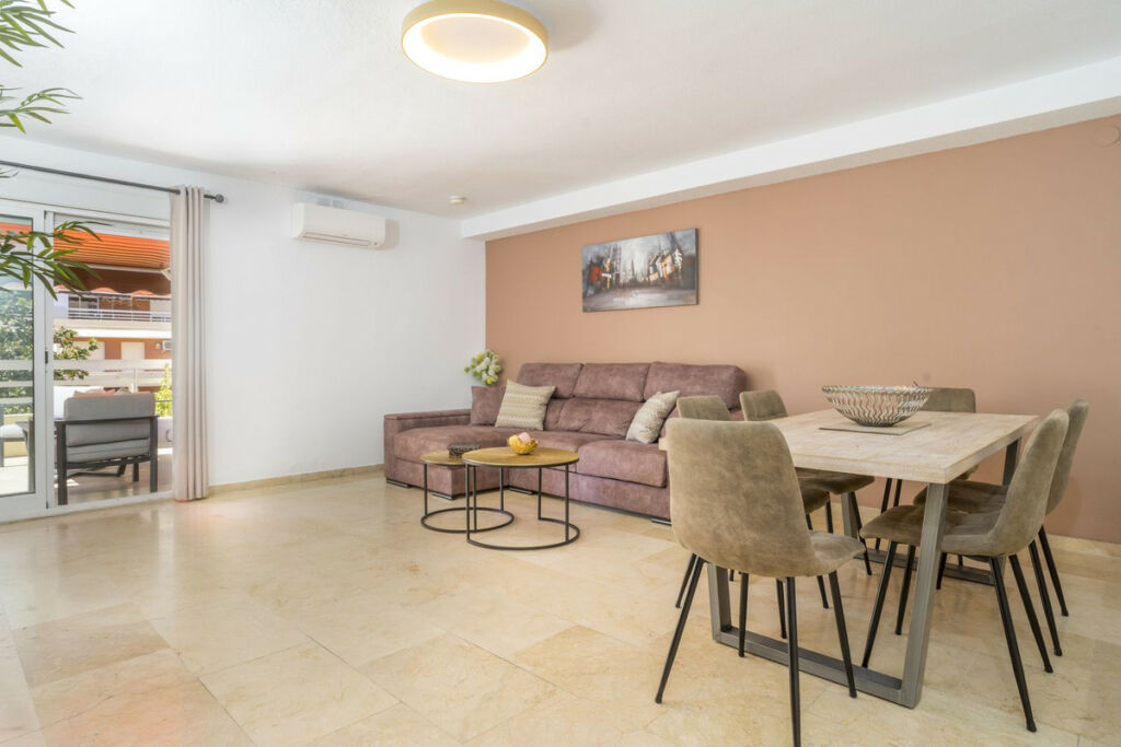 Middle Floor Apartment Marbella Málaga - image 10