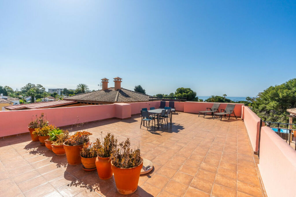 Penthouse New Golden Mile Málaga - image 10