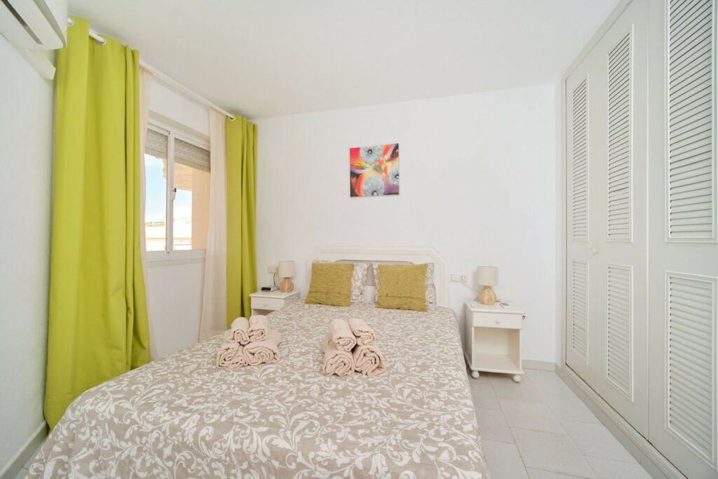 Middle Floor Apartment Riviera del Sol Málaga - image 10